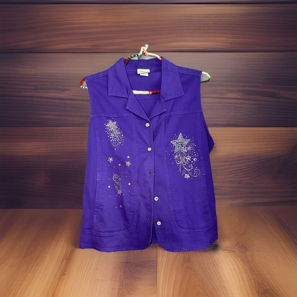 Distinct XL Purple Sleeveless Button Up Top XL Vest Embellished Silver Stars